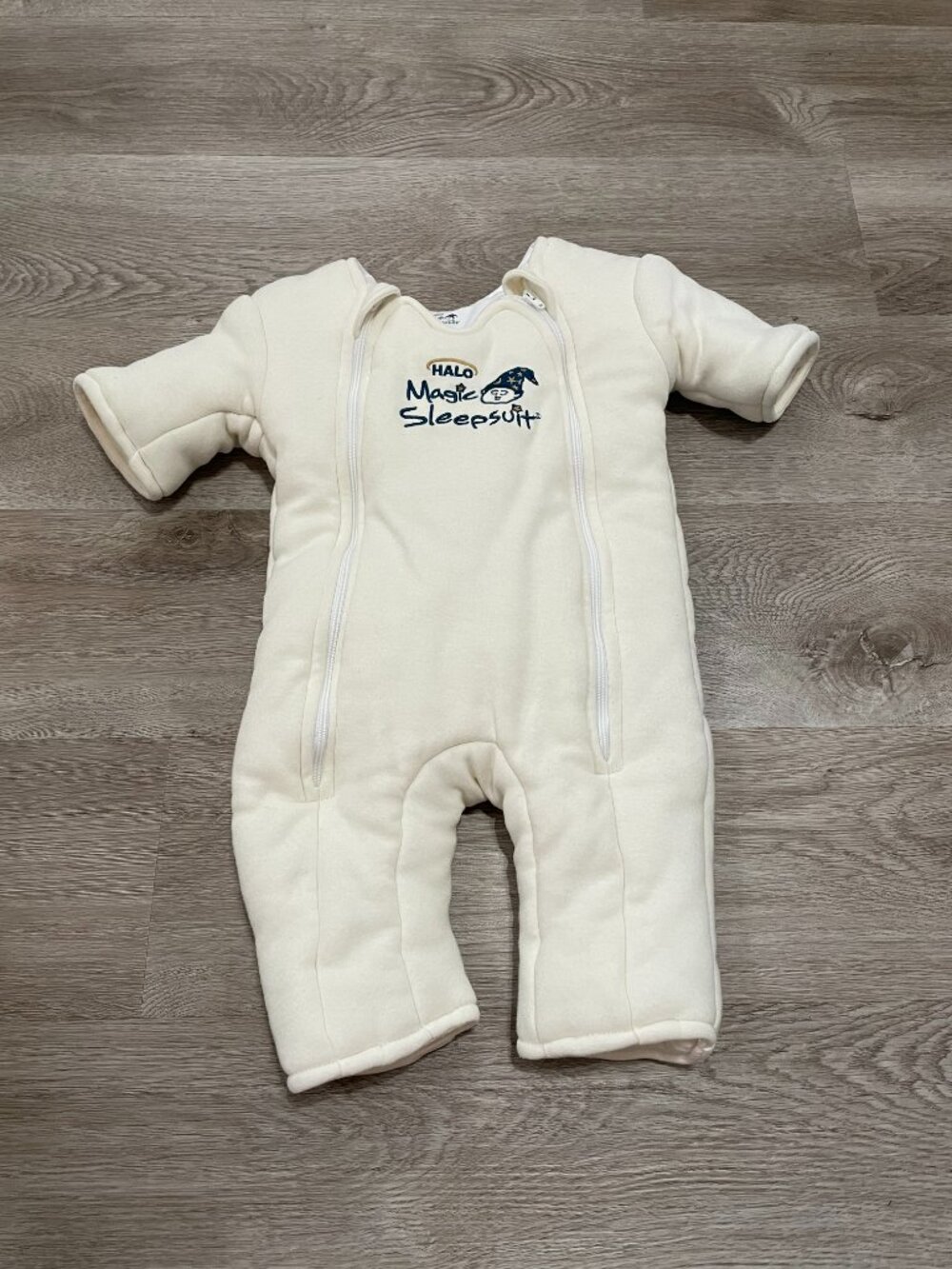 Sleepsuit - Picture 3 of 15